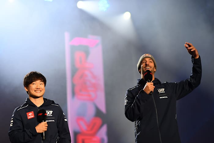 Yuki Tsunoda - Daniel Ricciardo - AlphaTauri